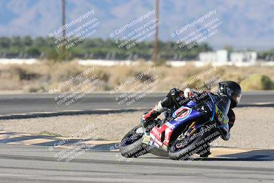 media/Nov-01-2025-CVMA (Sat) [[fc0f7531b8]]/Race 11-Amateur Supersport Open/